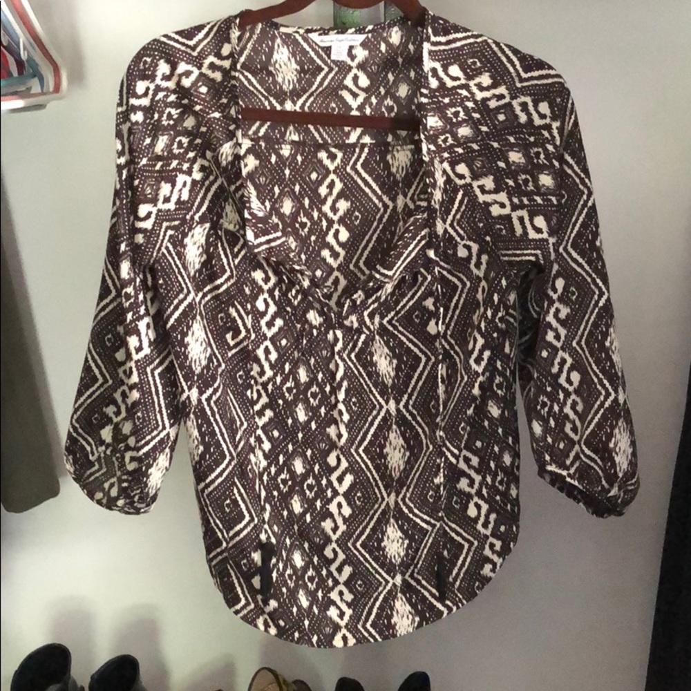 American Eagle patterned shirt